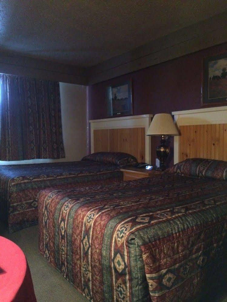 Logan Lake Lodge Dış mekan fotoğraf